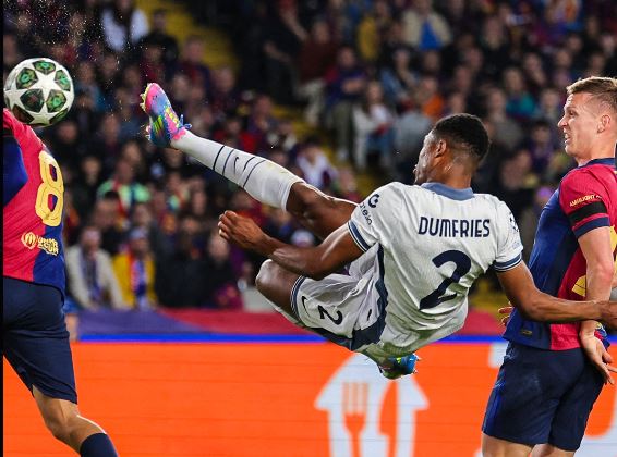 Pjesë e parë dramatike, Barcelona barazon rezultatin pas invazionit të hershëm të Interit