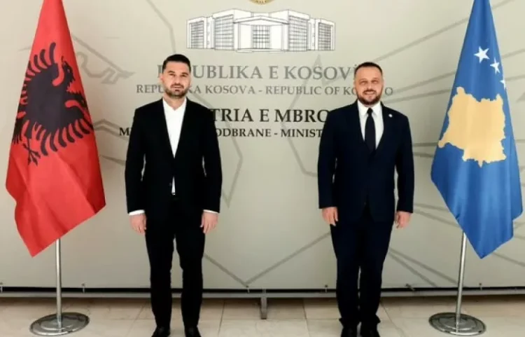 Maqedonci takon kryetarin e Bashkisë së Kavajës