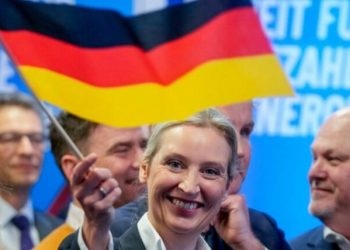 Gjermani, AfD barazon për herë të parë bllokun CDU/CSU