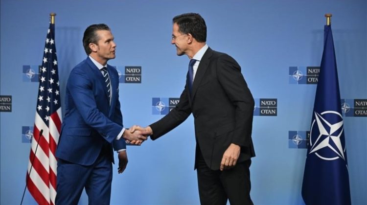 Sekretari amerikan i mbrojtjes pret në takim në Pentagon shefin e NATO-s