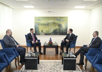 Kryeministria jep detaje për takimin e Kurtit me deputetin e zgjedhur nga radhët e komunitetit boshnjak, Rasim Demiri