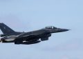 Me dhjetëra F-16 amerikanë drejt Azisë, Kina reagon ashpër ndaj SHBA-së