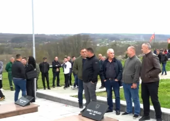 Të paktën e dimë varrin, flasin familjarët e martirëve të rivarrosur në Klinë