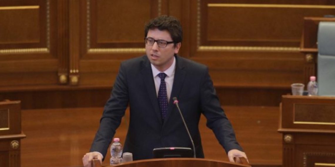 Murati: Qëndrimi i opozitës po e çon Kuvendin drejt bllokadës totale