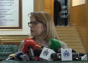 Deputetja Bajrami: LDK nuk bën konsensus me Vetëvendosjen