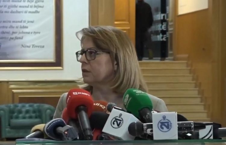 Deputetja Bajrami: LDK nuk bën konsensus me Vetëvendosjen