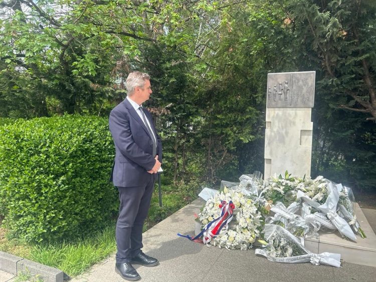 Dita e Personave të Zhdukur, Hargreaves: Familjet e tyre kanë të drejtë ta dinë të vërtetën