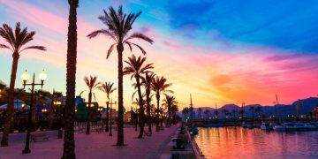 Kush janë 10 qytetet më me diell në Evropë?