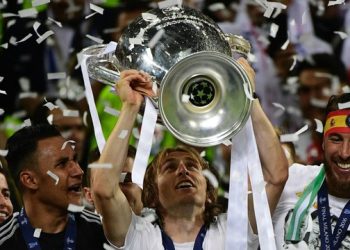 Luka Modriq bëhet bashkëpronar i Swansea City-t