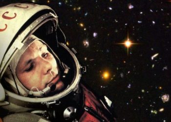 Fluturimi i parë i njeriut në hapësirë