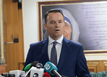 Peci: Do t’i kemi numrat për qeverinë, negociatat vazhdojnë