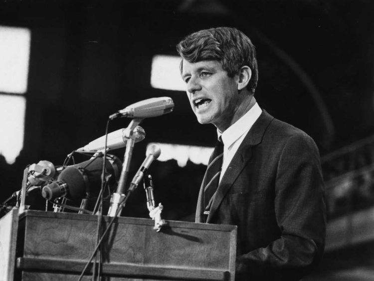 SHBA publikon mbi 10 mijë dokumente për vr_asjen e Robert Kennedy