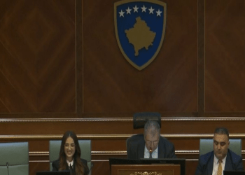 Fillon seanca e konstituimit të Kuvendit të Kosovës (Video live)
