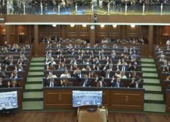 VV pranon të evidentohen dorëheqjet në raport, unanimisht zhbllokohet Kuvendi