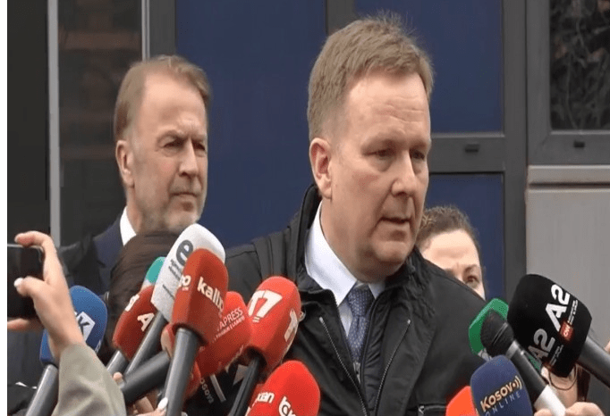 Sorensenit në Kosovë, në Qeveri nis takimi me Bislimin