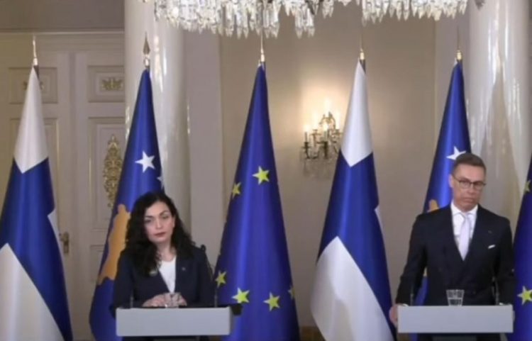 Presidentja Osmani në Finlandë: Nuk duam ndere, por procese meritore dhe integrim
