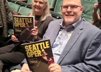 Hovenier bashkë me nënën në koncertin e Ramë Lahaj: Shkëlqeu në Operan e Seattle