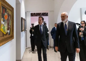 Rama nis takimet dypalëshe, pret kreun e NATO-s dhe liderët evropianë