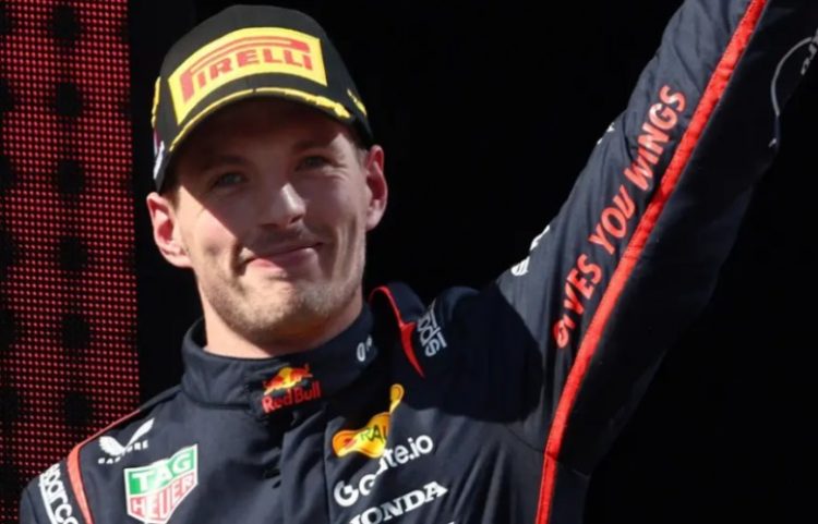 Verstappen magjik në Imola, triumfon në Çmimin e Madh të Emilia Romanjës