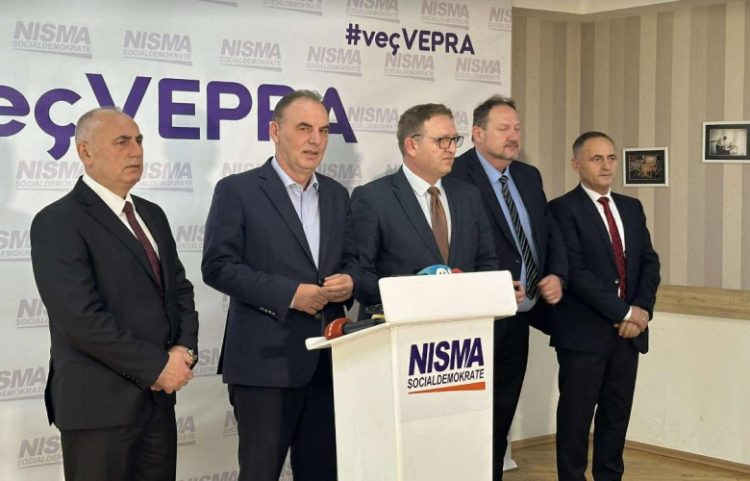 Limaj nuk përgjigjet nëse kishte kusht postin e kryeparlamentarit