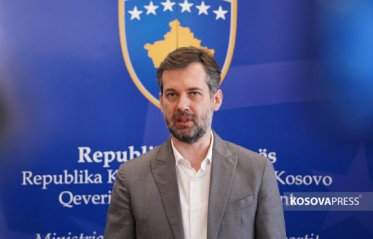 Çeku: Kurrë nuk është investuar kaq shumë në infrastrukturën e futbollit