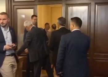 Osmani e nis takimin me përfaqësuesit e partive jo shumicë