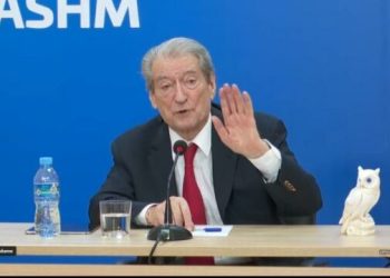 A do e udhëheq seancën e parë të Kuvendit? Përgjigjet Berisha