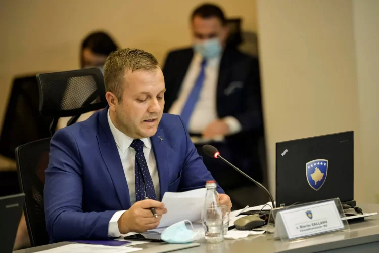 Sallahu demanton deklaratat se janë ndalur fondet për të akuazuarit në Hagë: Qeveria ka paguar 32 milionë euro për mbrojtjen e ish-krerëve të UÇK-së në Hagë