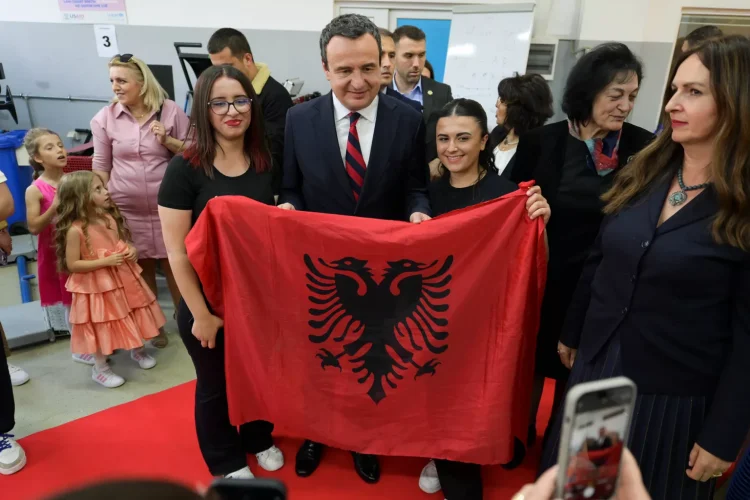 Certifikohet gjenerata e parë e nxënësve të Qendrës së Kompetencës “Shtjefën Gjeçovi” në profilin floktari