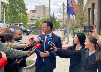Peci: Haxhiu sërish kandidate për kryetare Kuvendi