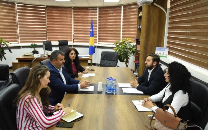 Avokati i Popullit i reagon Ramës: Komuna po e neglizhon krizën e mbeturinave në Prishtinë