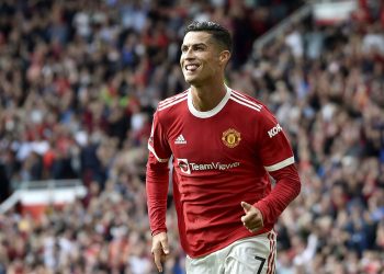 Ronaldos pritet ta blejë një klub europian