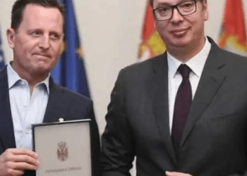 Grenell i shqetësuar për fatin e presidentit serb: Vuçiç më mungon shumë!