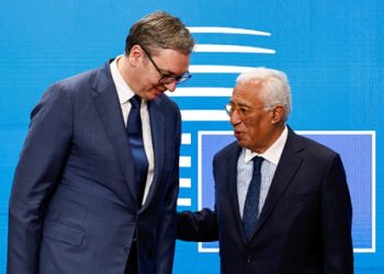 Eurodeputetët mbledhin nënshkrimet: Costa anuloje vizitën në Serbi
