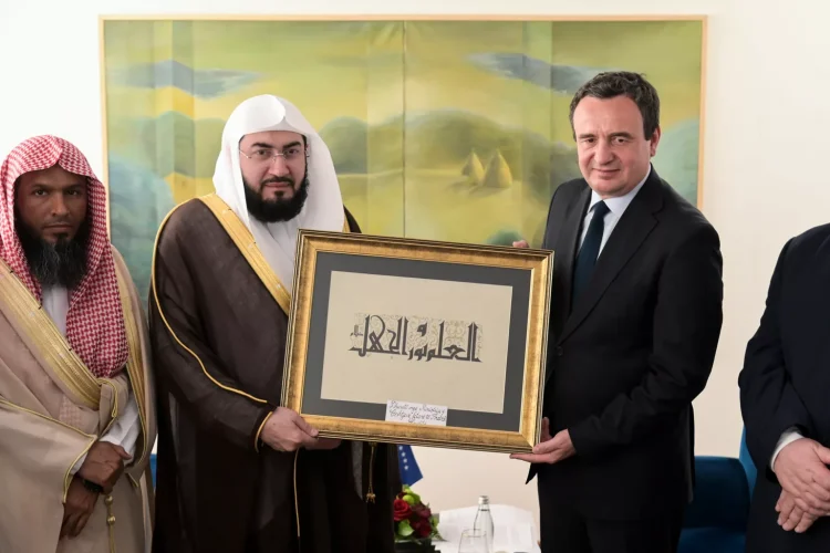 Albin Kurti priti Imamin e Qabesë, Dr. Bandar Beleela