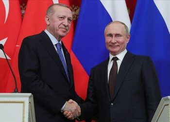 Erdoğan bisedë telefonike me Putinin, përshëndet planin për rifillimin e bisedimeve të paqes në Stamboll