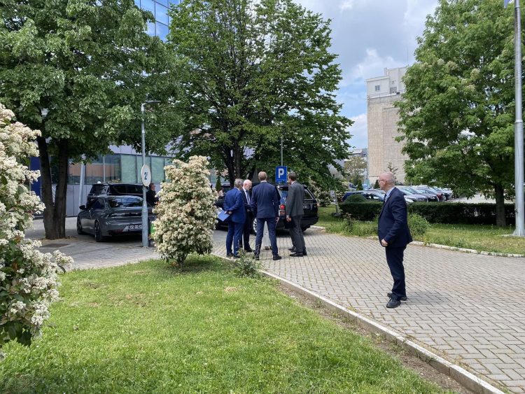 Ambasadorët e QUINT-it vizitojnë Kurtin