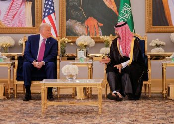 Trump nis vizitën e Gjirit duke kërkuar marrëveshje të mëdha ekonomike