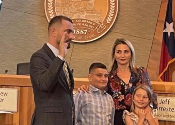 Kosovari Gino Mulliqi zgjidhet kryetar komune në SHBA – do të udhëheq qytetin Wylie në Texas