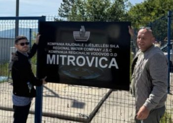 Strukturat ilegale largohen nga fabrika e ujit në Zubin Potok – shteti rikthen kontrollin e saj për sigurinë e qytetarëve