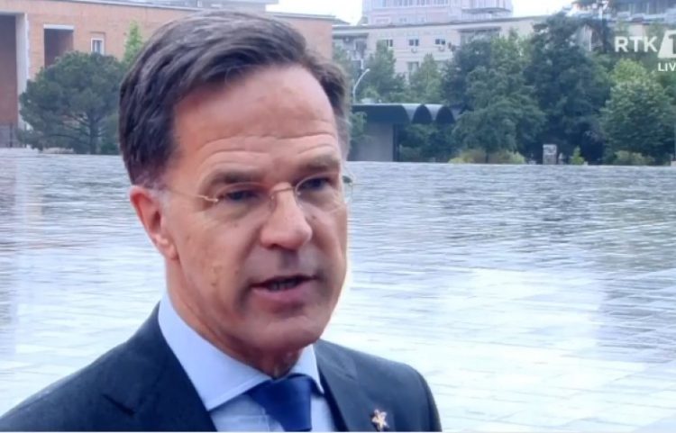 Rutte paralajmëron që dialogu Kosovë-Serbi do të diskutohet në Tiranë