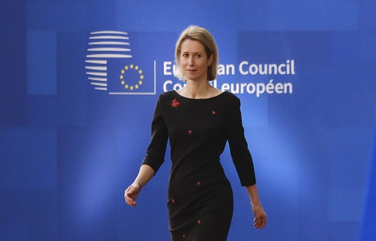Kallas sot në Kosovë