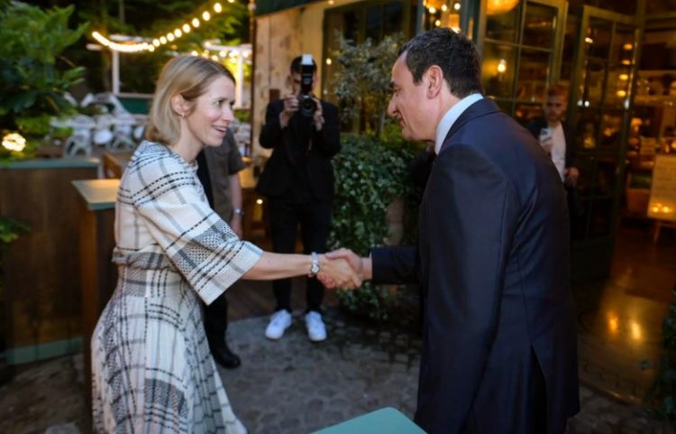 Kurti në darkën e punës ia renditë kërkesat Kallasit