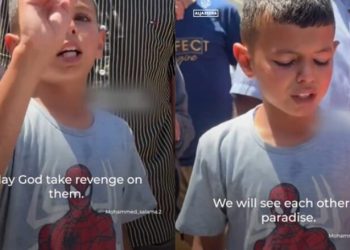 “Zoti do të hakmerret”, lamtumira prekëse e një djali për babain e vrarë në Gaza (Video)