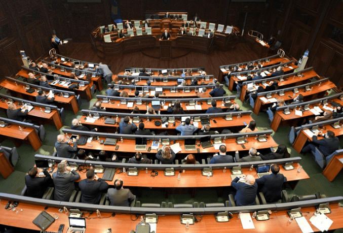 Kuvendi provon sërish të martën – konstituimi mbetet sfidë