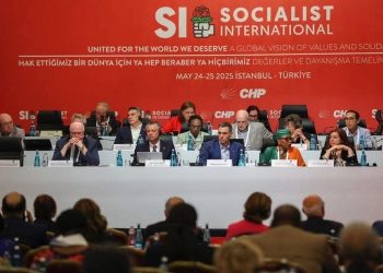 VV në Këshillin e Internacionales Socialiste, anëtare me të drejta të plota