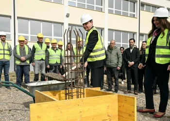 Sot vihet guri themeltar për banimin e përballueshëm në Pejë
