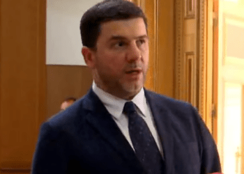 Krasniqi s’jep emra që PDK do t’i votonte për kryeparlamentar: S’du me i dëmtu…