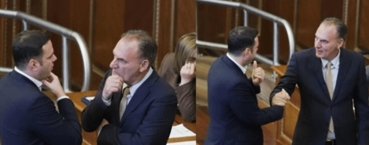 Diskutim serioz mes Abdixhikut dhe Limajt para nisjes së seancës, shtrëngojnë duart
