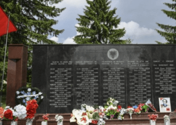 Sot bëhen 26 vjet nga m*asakra në Qyshk të Pejës